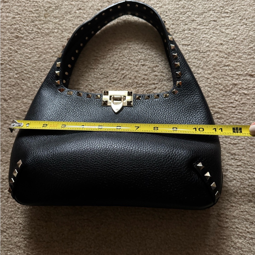 Valentino Garavani Rockstud Hobo Bag Flip Lock - Picture 13 of 14